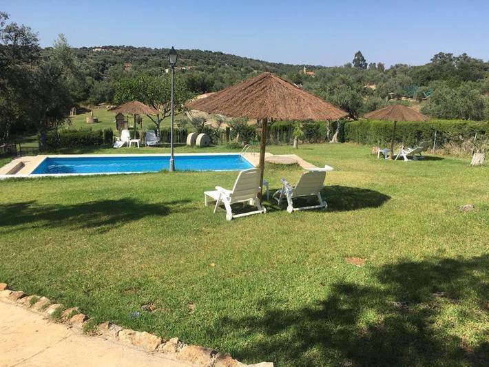 Casa de vacaciones para 3 personas, con terraza además de jardín y piscina en Andalucía - 2
