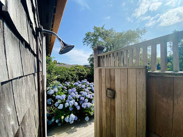 Vacation rental for 10 people, with garden in Nantucket Island