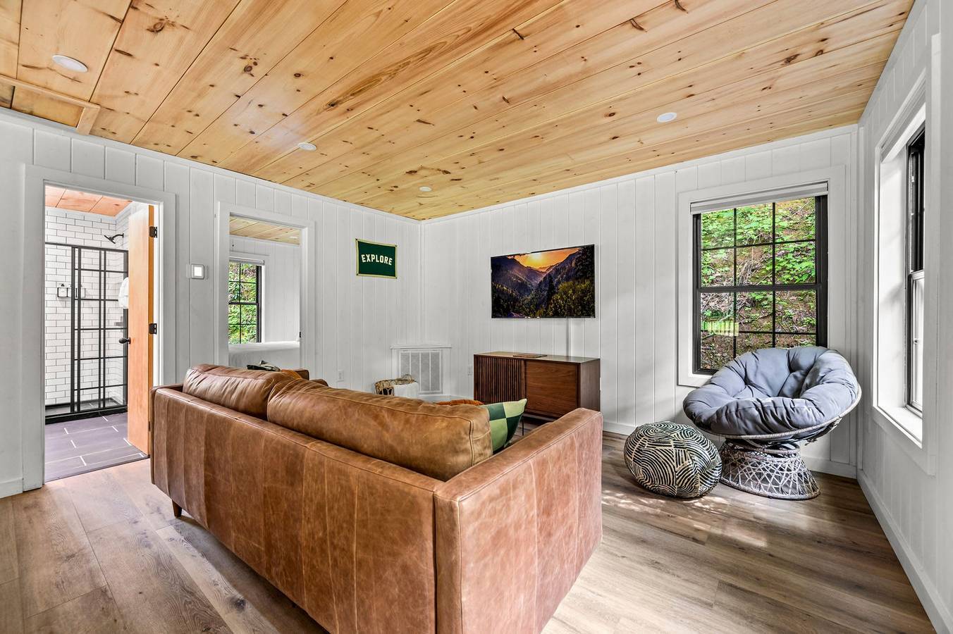 Ganze Wohnung, 2Bdrm Cabin 4  Gburg  Pet Friendly  Firepit Games in Sevier County