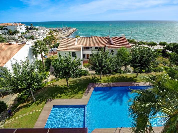 Appartement de vacances pour 4 personnes, avec terrasse et piscine à Sitges