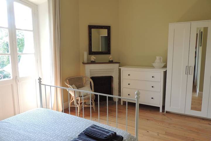 Location de vacances pour 5 personnes, avec balcon et jardin à Perpezac-le-Blanc - 4