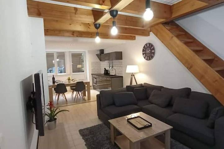 Gîte pour 4 personnes, avec terrasse à Saint-Agrève