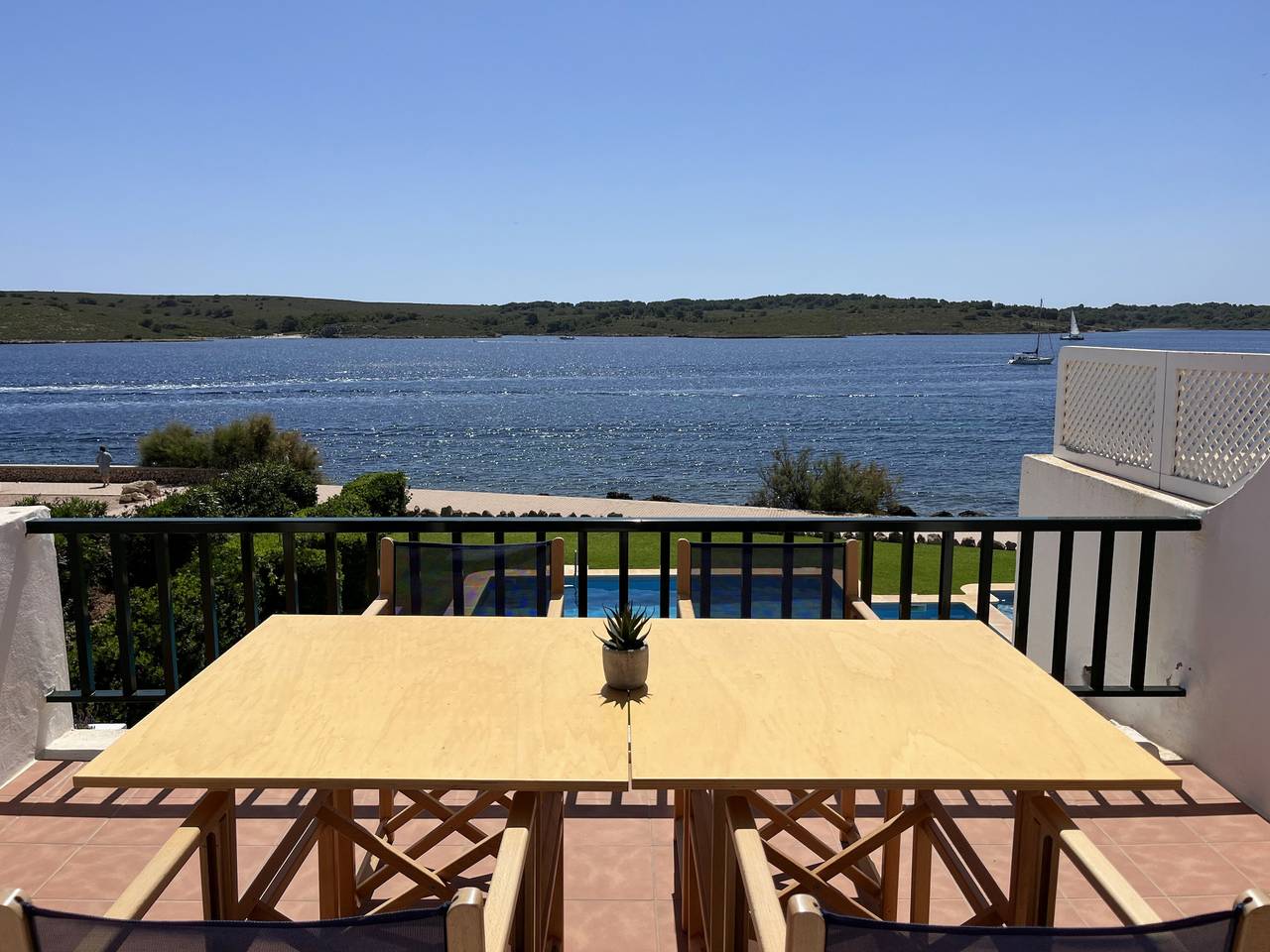 Apartamento entero, Apartamento de vacaciones para 4 personas con terraza in Fornells, Es Mercadal