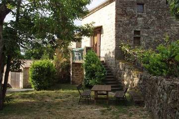 Gîte pour 5 personnes, avec jardin et balcon, animaux acceptés à Les Assions