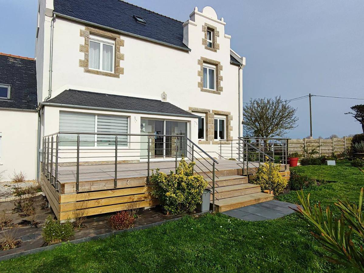 Double Room with Sea View in Saint-Pol-de-Léon, Ceinture Dorée