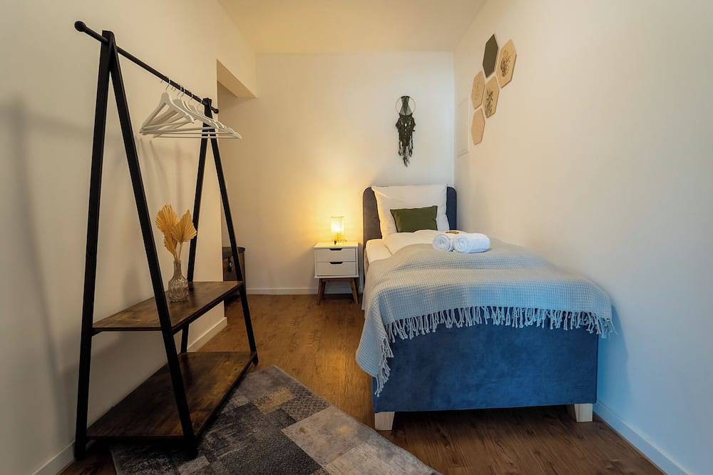 Ganze Wohnung, Gemütliches Apartment voll ausgestattet mit Dachterrasse\nj&K Apartments in Kelheim, Ostbayern