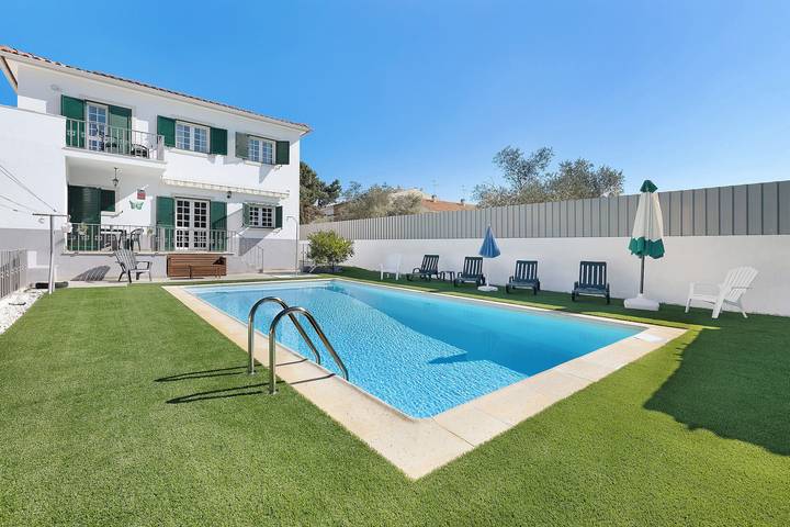 Casa de vacaciones para 14 personas, con Balcón y Jardín en Setubal