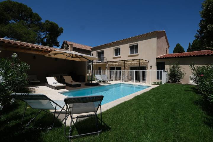 Villa pour 8 personnes, avec jardin - 1