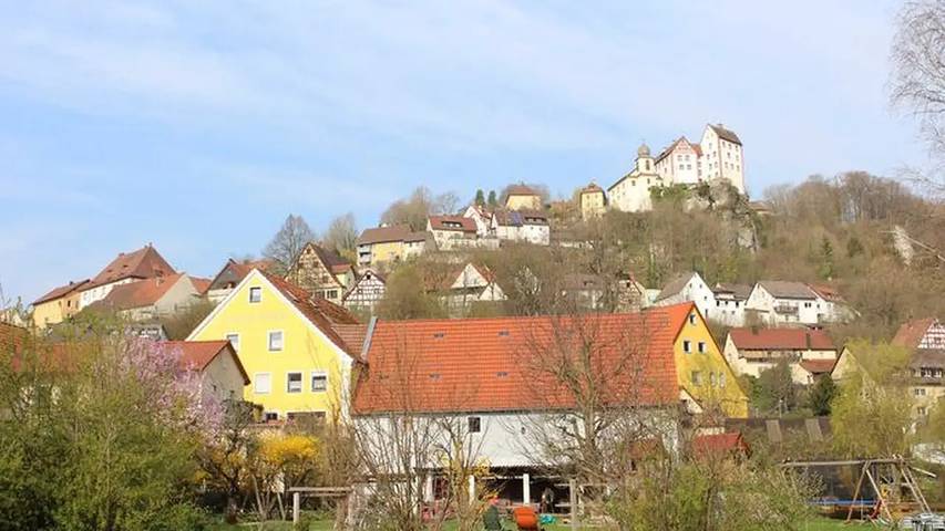 Ferienwohnung für 8 Personen, mit Garten und Sauna in Egloffstein