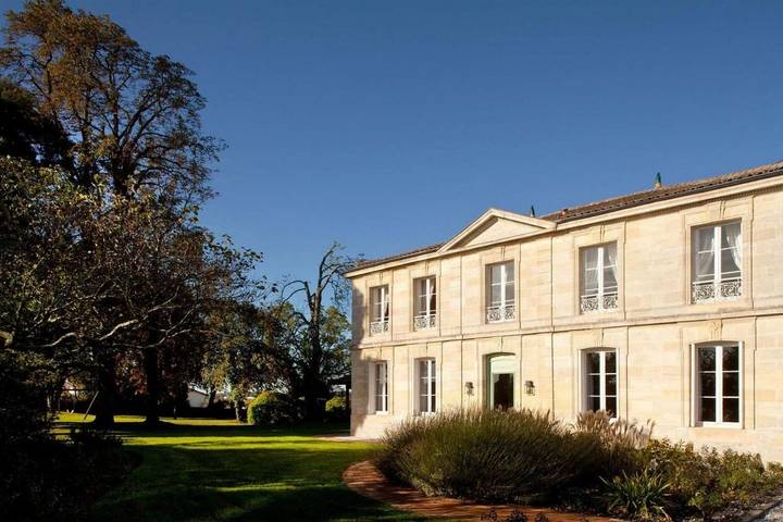 Chambre d’hôte pour 2 personnes, avec Terrasse ainsi que Jardin et Piscine