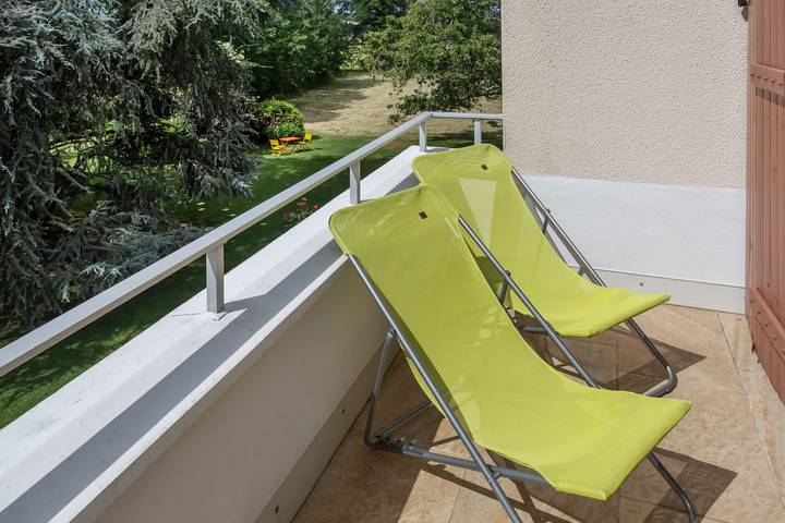 Location de vacances pour 2 personnes, avec jardin à Rochechouart - 2