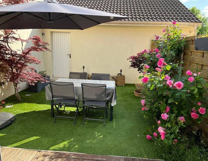 Ferienhaus für 2 Personen, mit Terrasse und Garten - 1