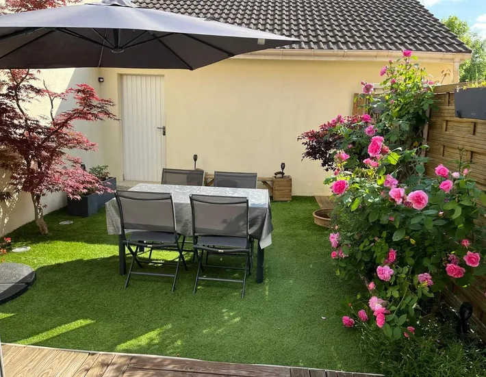Ferienhaus für 2 Personen, mit Terrasse und Garten - 1