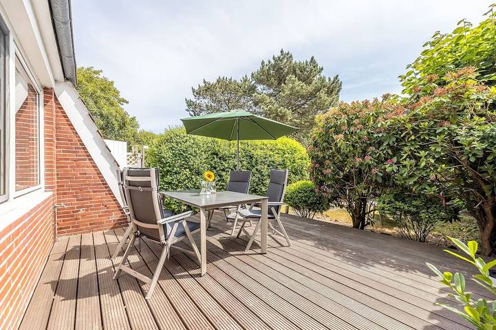 Bungalow für 7 Personen, mit Terrasse und Garten