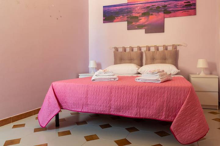 Entire apartment, Stella Marina apartment, vacation home in Trapani, a few steps from the sea in Trapani, Trapani Province