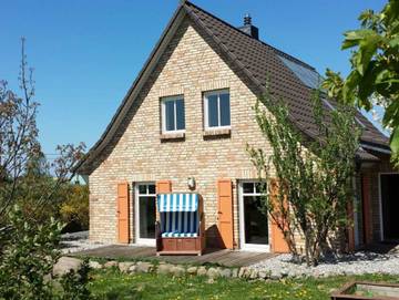 Ferienhaus für 10 Personen, mit Terrasse und Garten, kinderfreundlich in Sagard