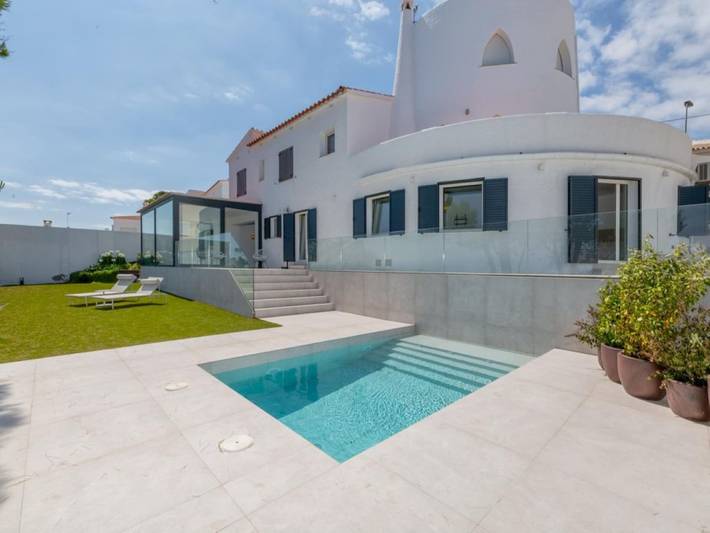 Maison de vacances pour 8 personnes, avec piscine et terrasse, animaux acceptés dans Punta Montgo