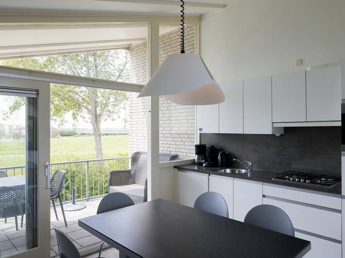 Ferienhaus für 6 Personen, mit Terrasse und Garten sowie Pool in Kamperland - 3