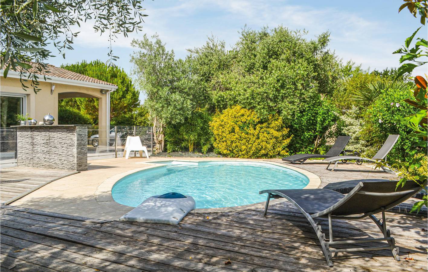 Apt. de 148m2 avec piscine et jardin près d'Internet in La Roche-Chalais, Périgord Vert