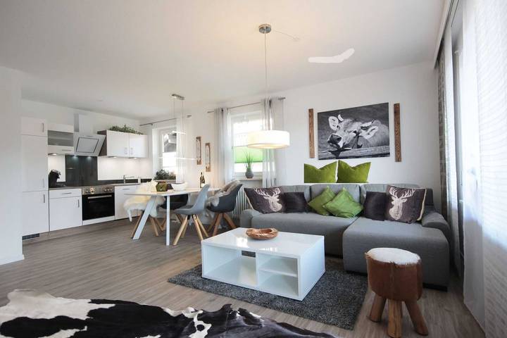 Ferienwohnung für 2 Personen, mit Balkon in Oy-Mittelberg