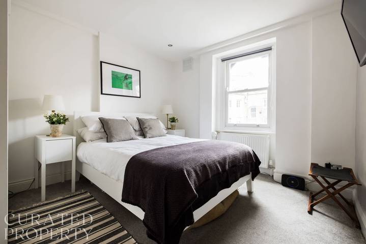 Ganze Wohnung, Duplex Apartment near Oxford Street in Camden, London
