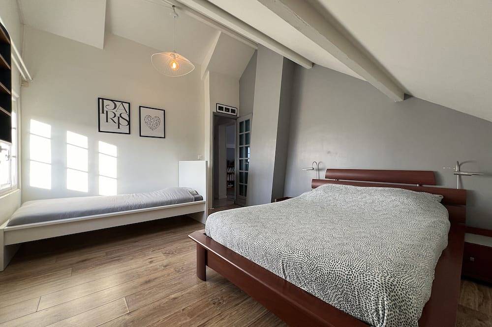 Les Sablons - Grand jardin, jeux, proche Disney in La Houssaye-en-Brie, Seine-et-Marne