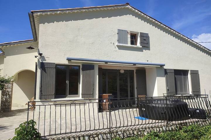 Location de vacances pour 6 personnes à Séderon