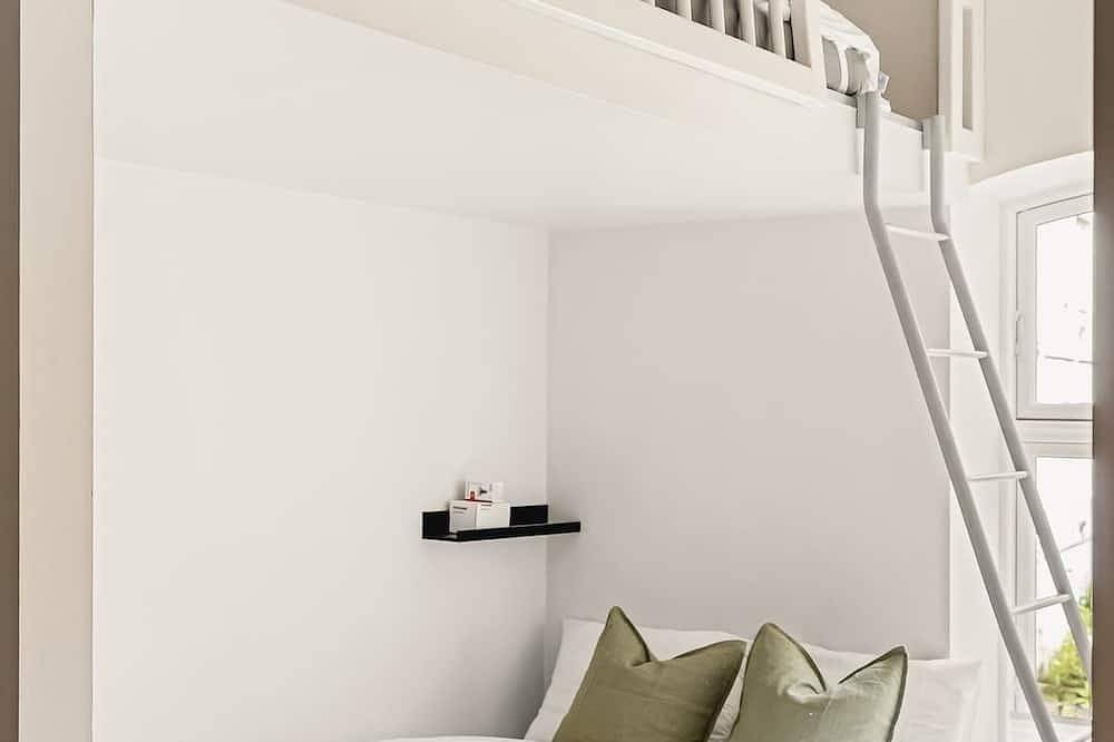 Ganze Wohnung, Historical Building I 100m To University Museum in Bergenhus, Bergen