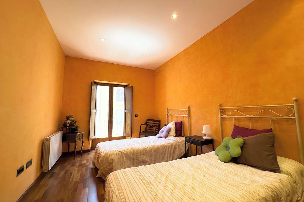 Renovated rustic house Mundet 1 minute from the beach in Sant Antoni de Calonge in Sant Antoni de Calonge, Calonge