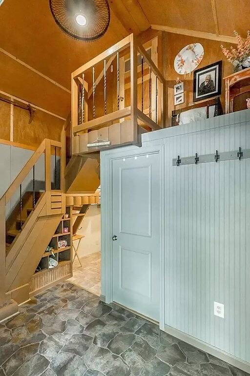 The Private Reserve Cabin, Hot Tub, Pet Friendly, Secluded in Grundy County