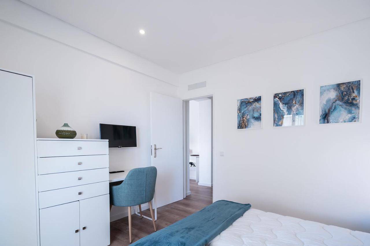 Apartamento inteiro, Apartment with Sea View in Paço de Arcos, Costa de Lisboa