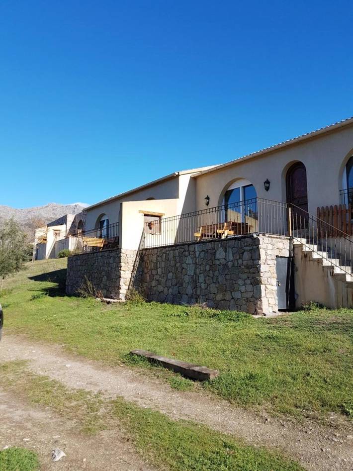 Location de vacances pour 5 personnes, avec vue et jardin, animaux acceptés à Pietralba - 2