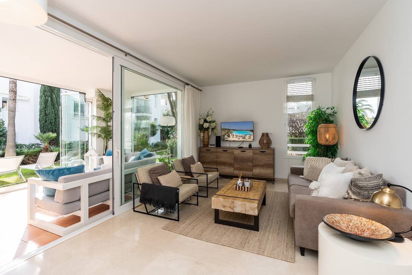 Ganze Wohnung, Charming 2-Bed Retreat Alcazaba Lagoon in Alcazaba Lagoon, Casares