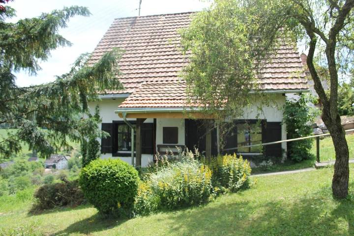 Ferienhaus für 7 Personen, mit Balkon und Terrasse sowie Garten und Ausblick in Stühlingen