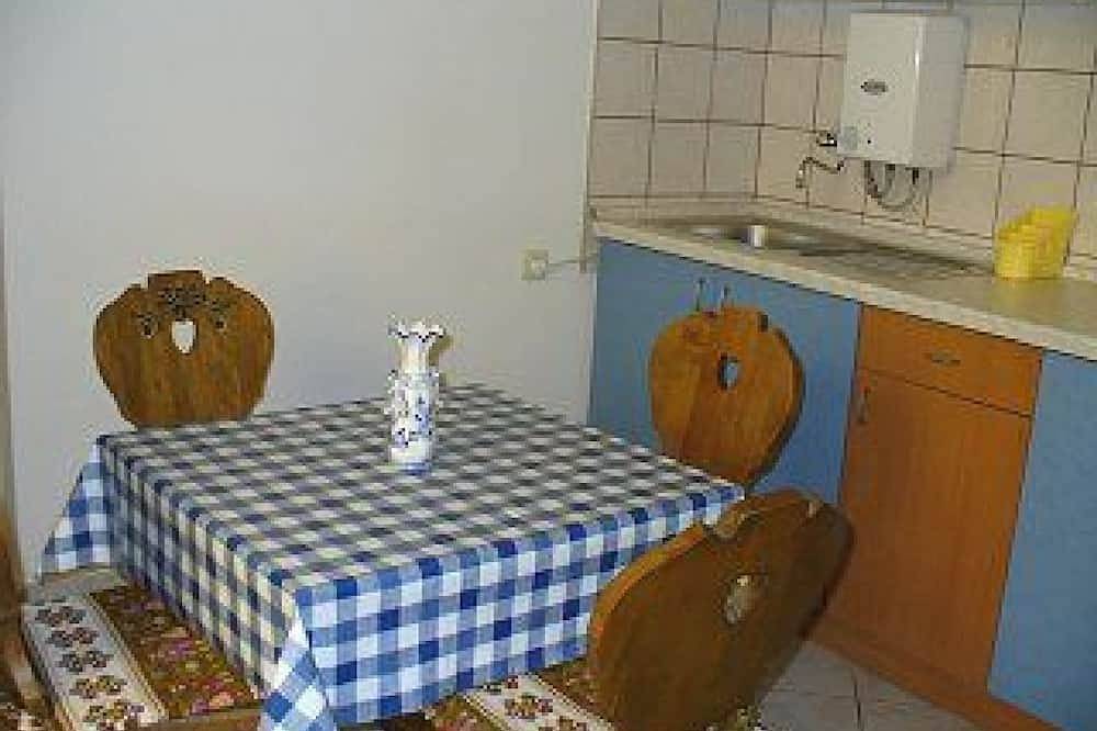 Ganze Wohnung, Ferienwohnungen Vladimir - Jadrtovac in Jadrtovac, Šibenik-Knin