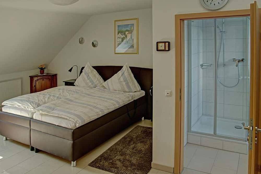 Einzelzimmer Dusche/Wc (Nr) - Gästehaus Kloep in Hillesheim, Vulkaneifel