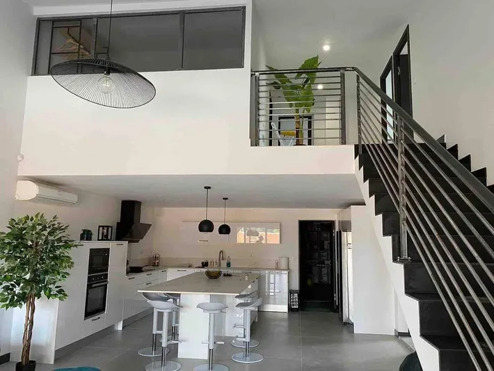 Chalet para 14 personas, con terraza y piscina - 1