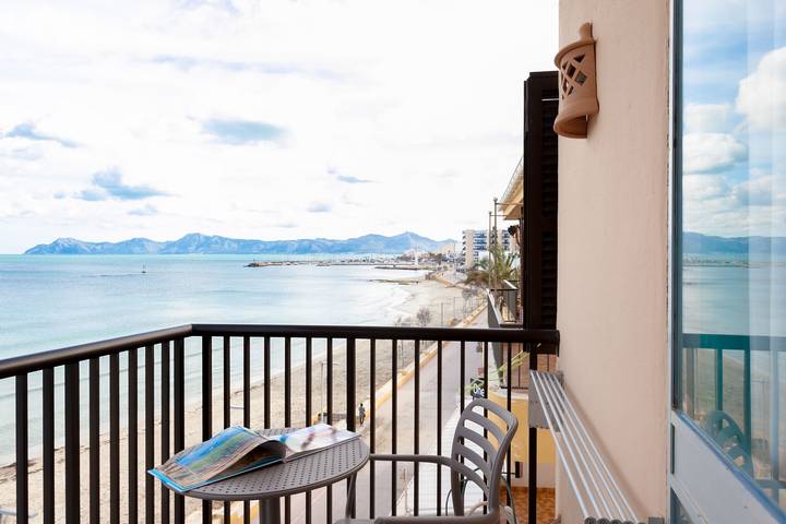 Farolas 4B - direct at the sea with sea view and A/C in Can Picafort, Santa Margalida