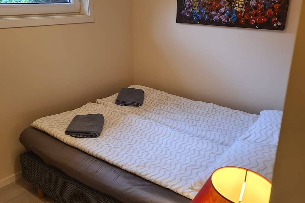 Ganze Wohnung, Charming 2-bedroom apartment in peaceful Stavanger area near tour hike! in Stavanger