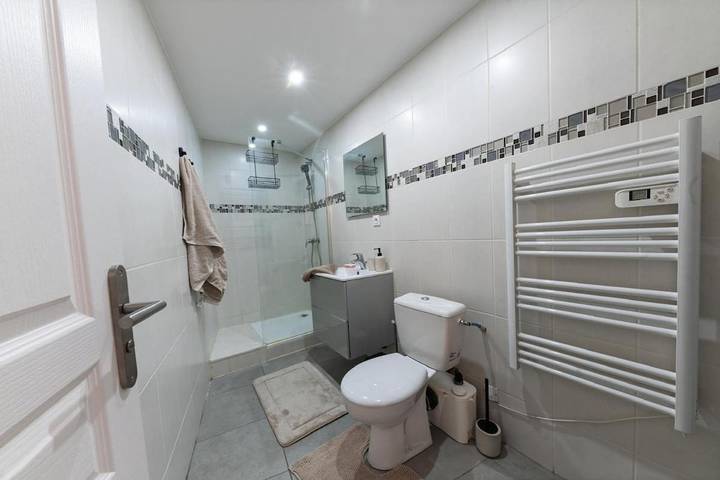 Gîte pour 4 personnes, avec terrasse dans Reventin-Vaugris - 4