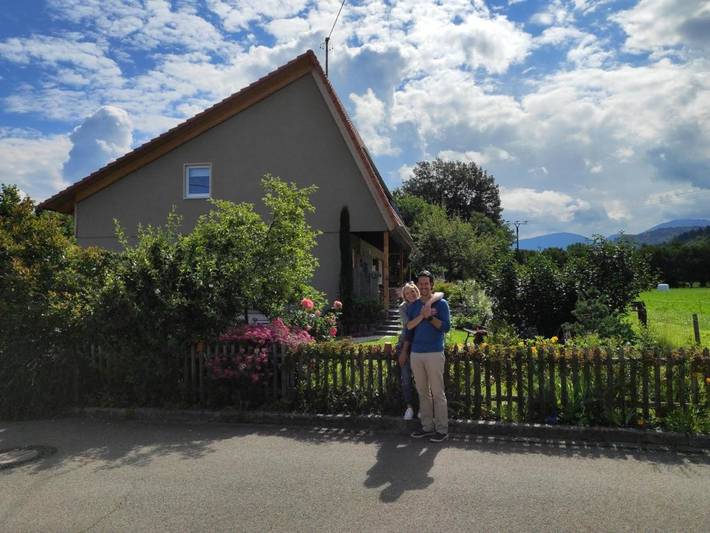 Ferienwohnung für 3 Personen, mit Balkon und Garten sowie Ausblick in Staufen im Breisgau