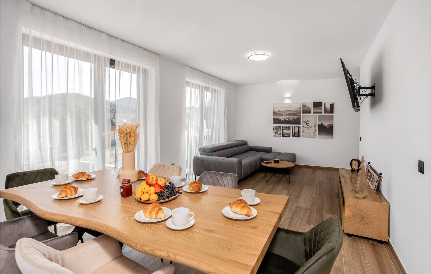 Charmante 100 m² große Wohnung mit Terrasse, Garten und WLAN in Delnice, Primorje-Gorski Kotar