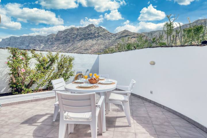 Apartamento entero, Bungalow Famara 90 - Canary Soul in Playa de Famara, Teguise