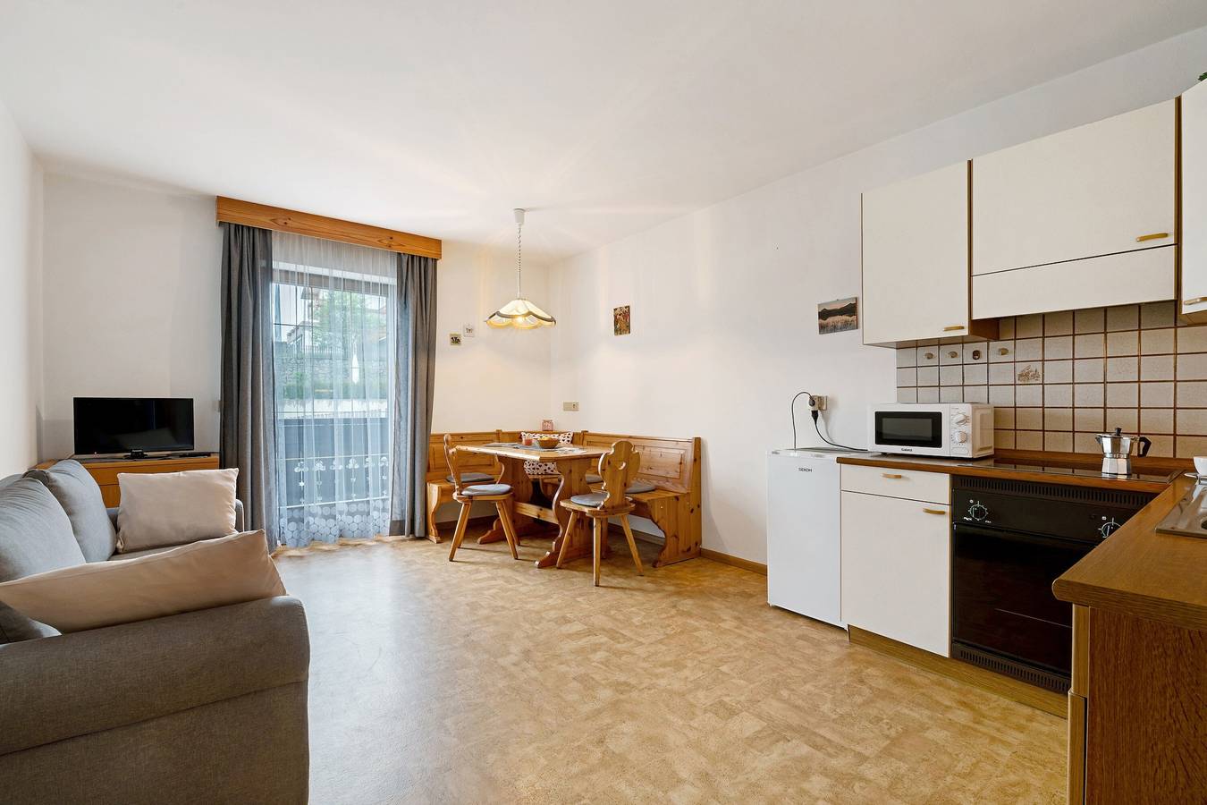 Ganze Wohnung, Ferienwohnung 'Klein' mit Bergblick, Gemeinschaftsgarten und Wi-Fi in Feldthurns, Dolomiti Superski