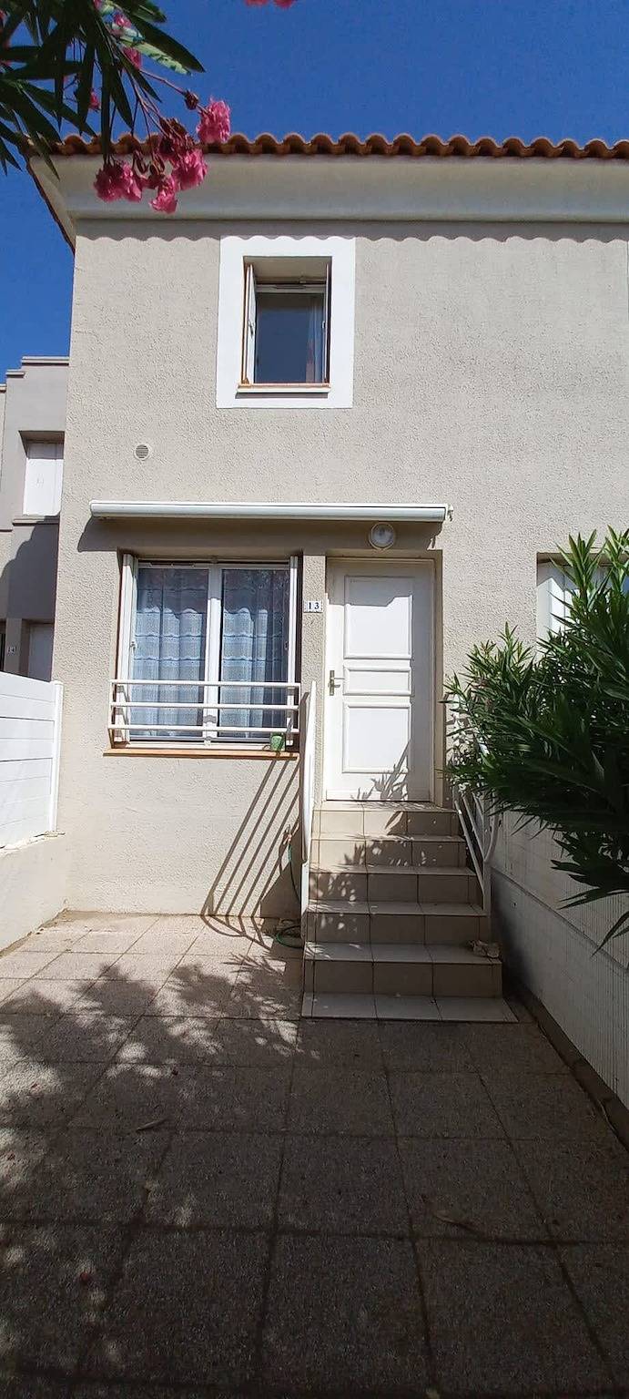 Pretty bungalow for 6 people 50m from the beach in Valras-Plage, Côte d'Améthyste