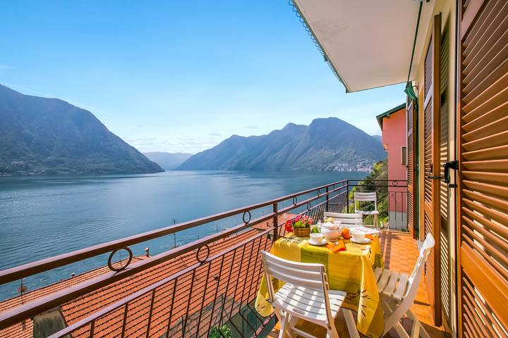 Ferienwohnung für 4 Personen, mit Balkon und Seeblick, kinderfreundlich am Comer See - 2