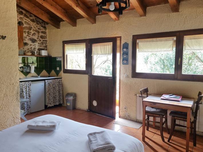 Blockhütte für 2 Personen, mit Garten und Kinderpool, mit Haustier in Katalonien - 4