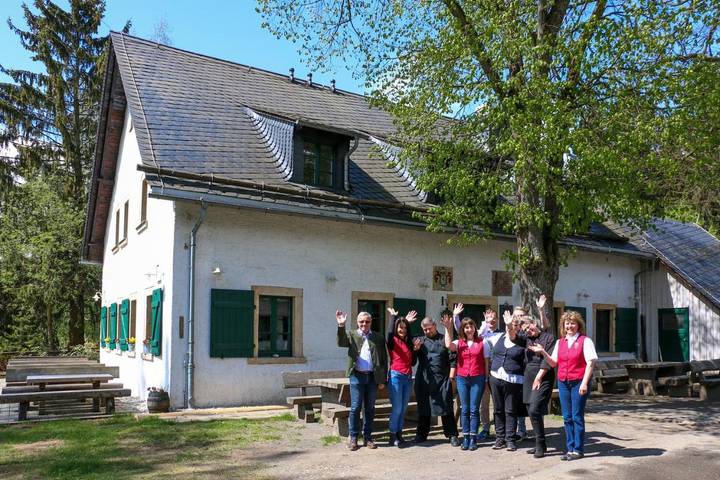 Hotel für 2 Personen, mit Terrasse und Garten sowie Sauna und Ausblick in Sayda
