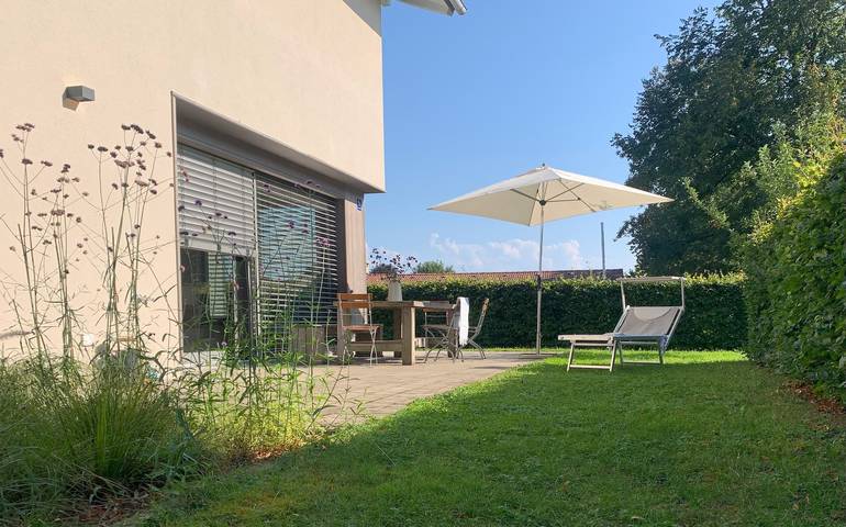 Ferienhaus für 8 Personen, mit Garten