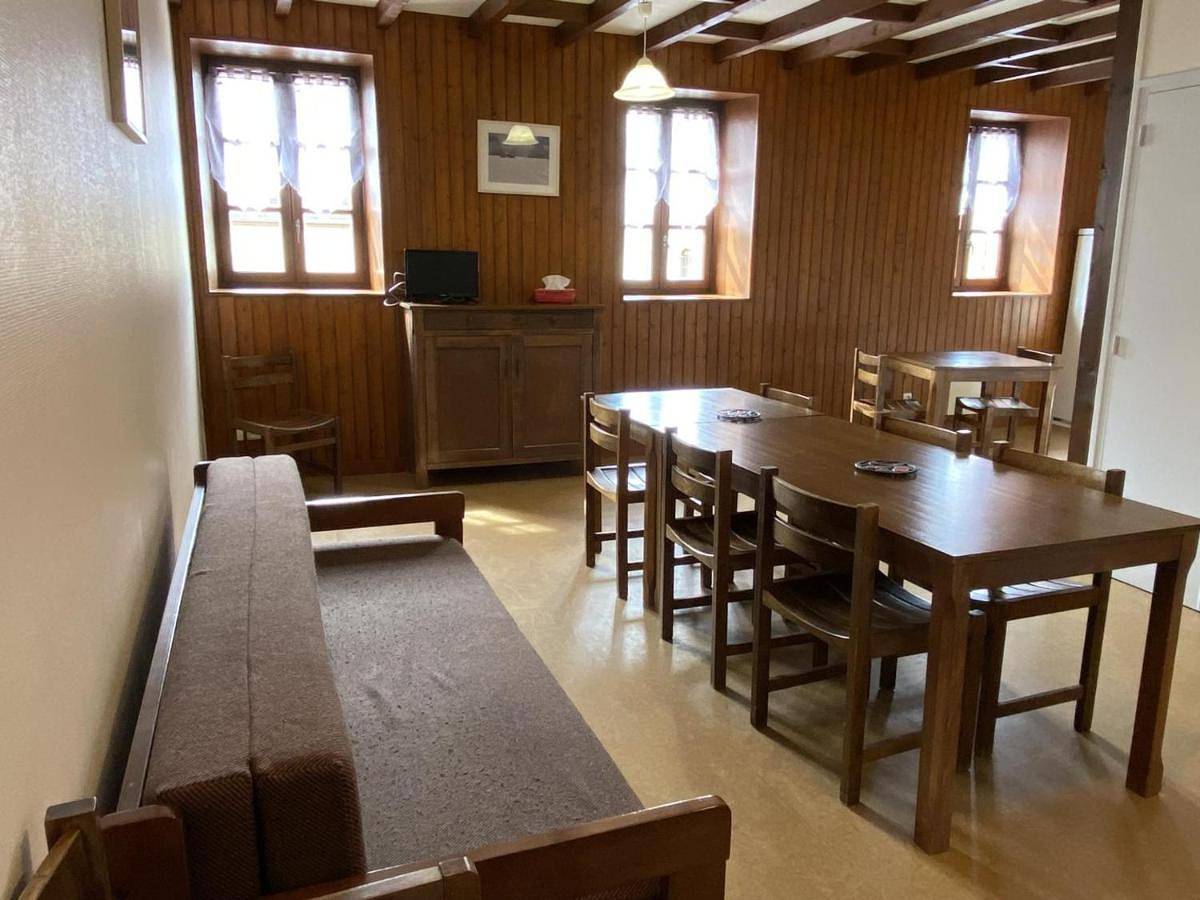 Appartement entier, Appartement Arfeuilles, 4 pièces, 6 personnes - Fr-1-489-182 in Arfeuilles, Région de Vichy